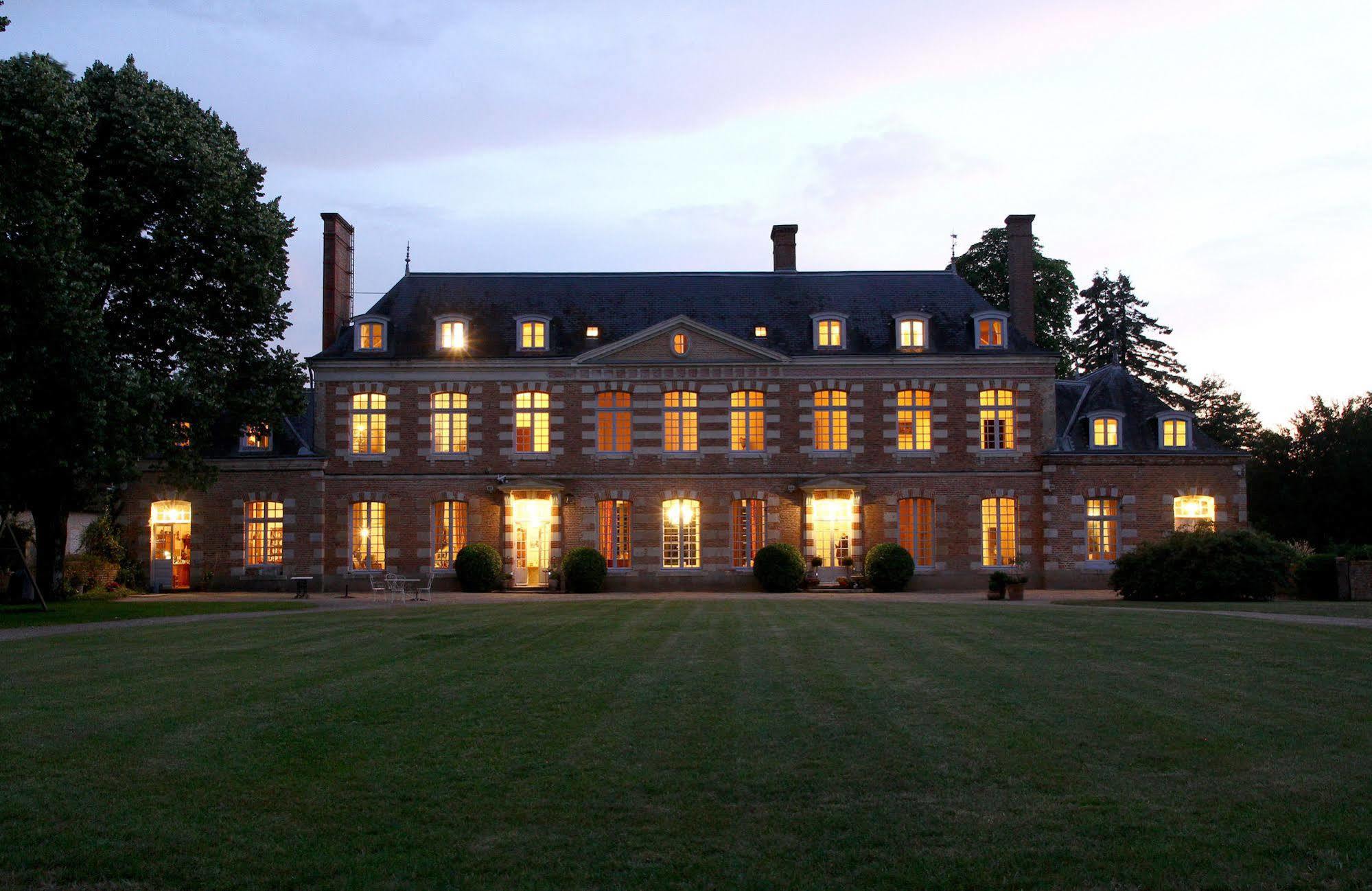 Château de la Giraudière Villeny Eksteriør billede